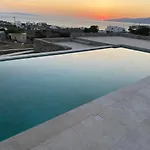 Ostria View Mykonos Bed and breakfast 4*
